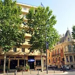 Centre Hotel