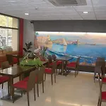 Hotell Centre 3*