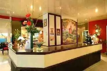 Centre 3*