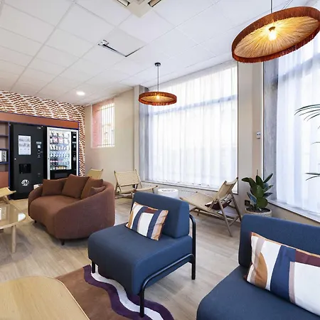 Hotell Centre 3*