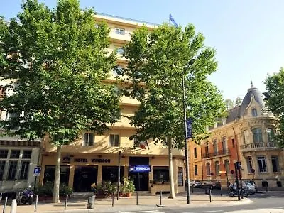 Centre Ξενοδοχείο 3*
